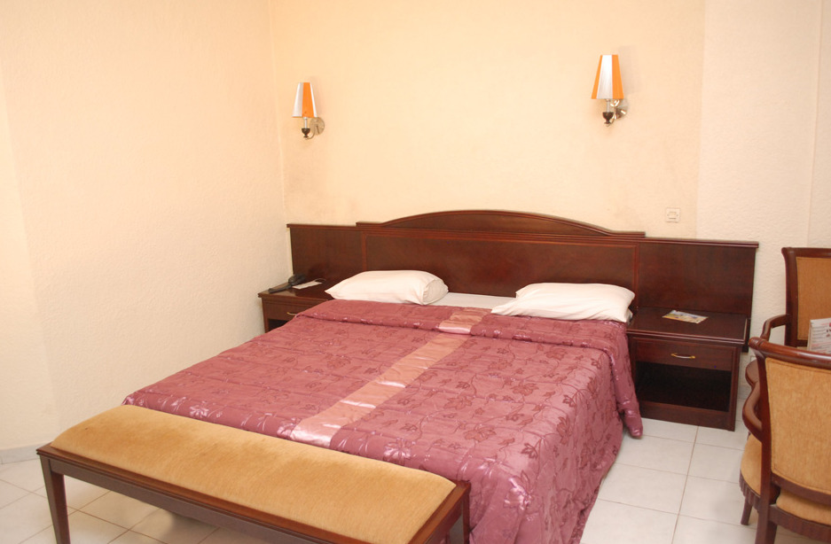 Mariador Palace Conakry Buitenkant foto