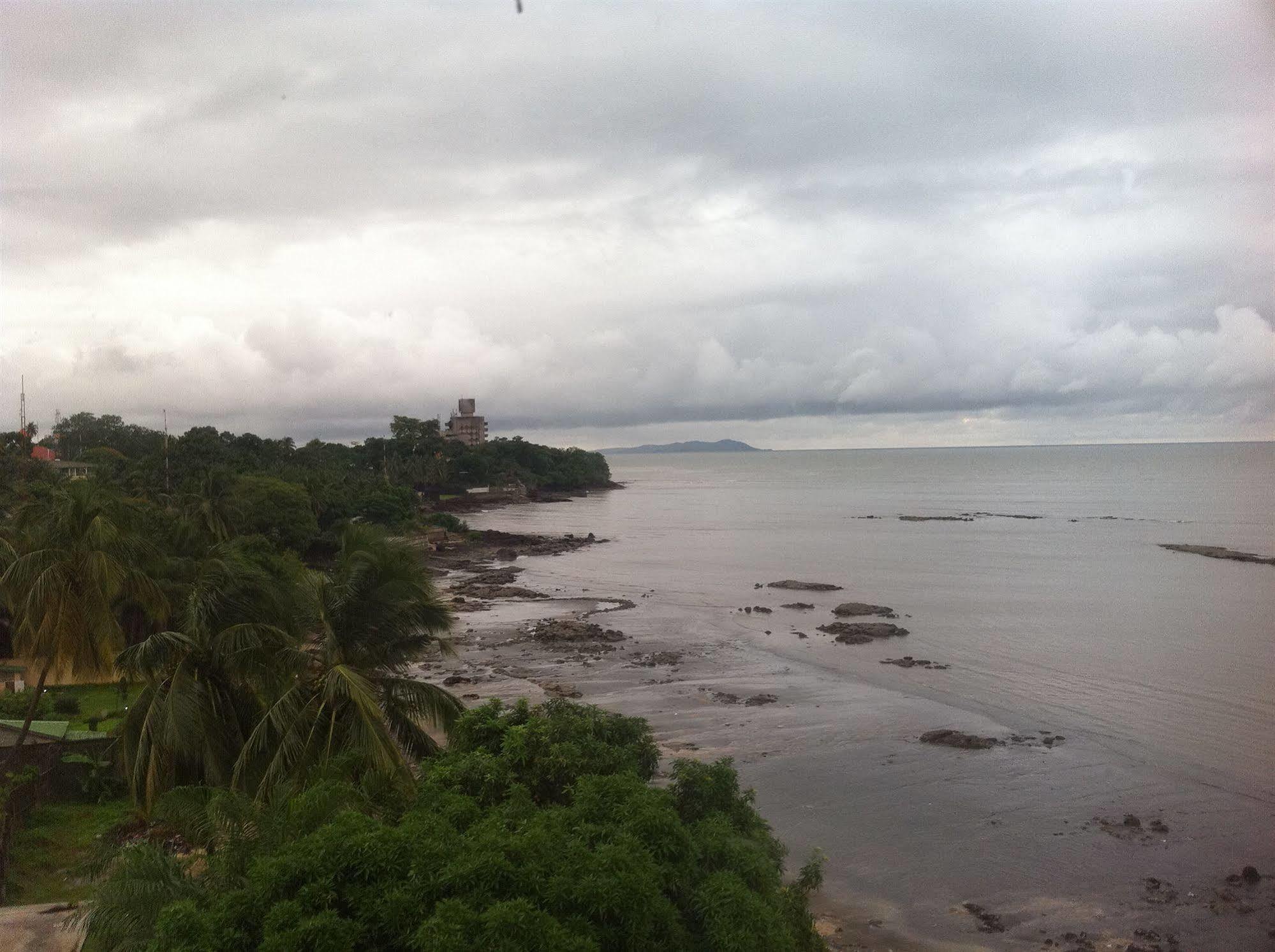 Mariador Palace Conakry Buitenkant foto